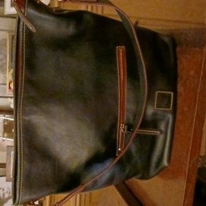 Dooney and bourke large Camden hobo, 13"×15"×7"